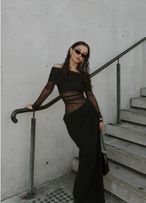 Yasmin Off-Shoulder Maxi Dress in Black